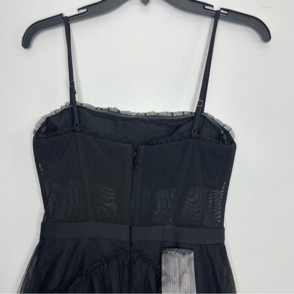 BCBGMAXAZRIA Size 6 Corset Tulle Tiered Oly Gown in Black (Blogger favorite) - Picture 7 of 12